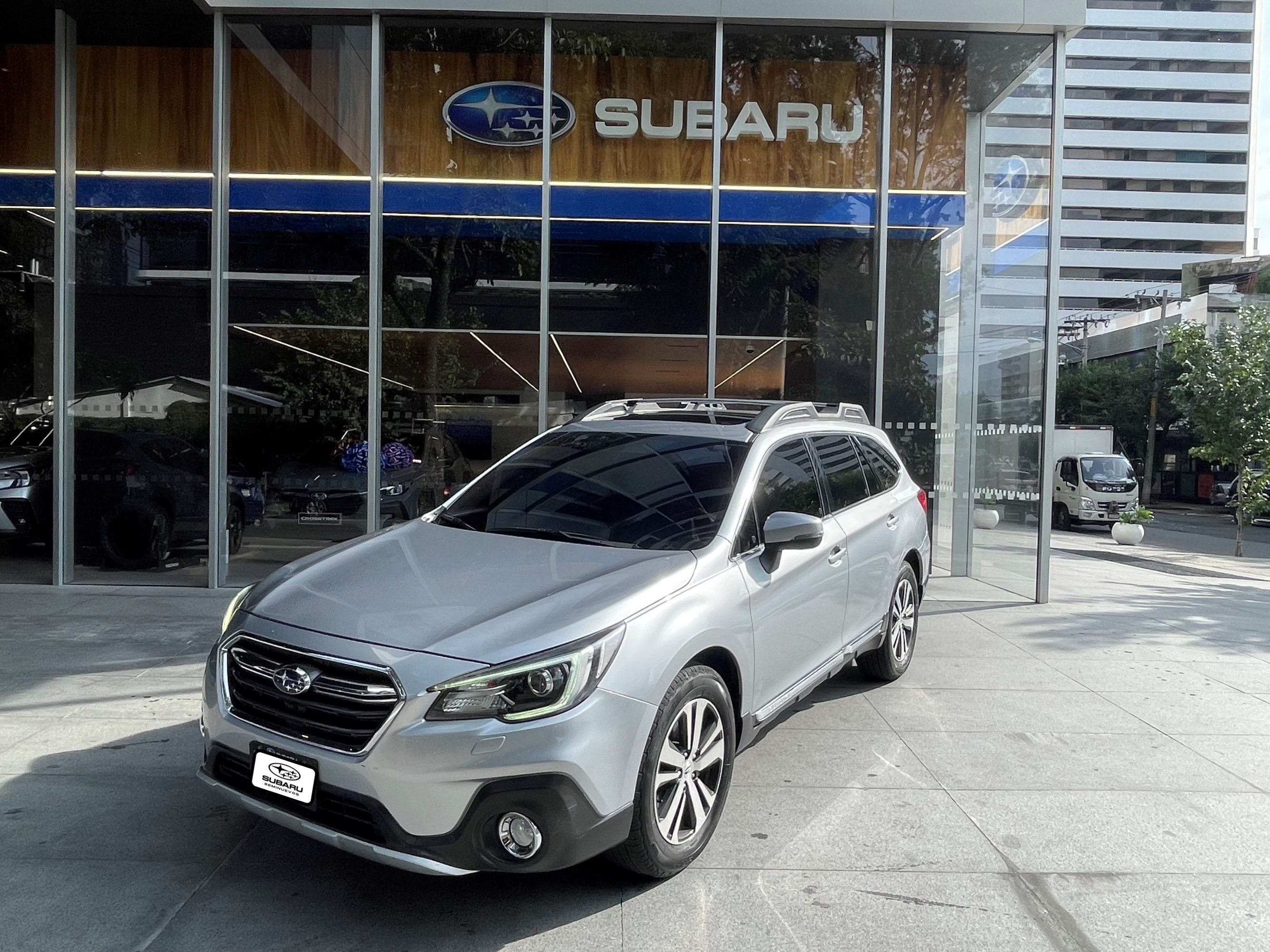 Subaru Outback 3.6L Boxer AWD